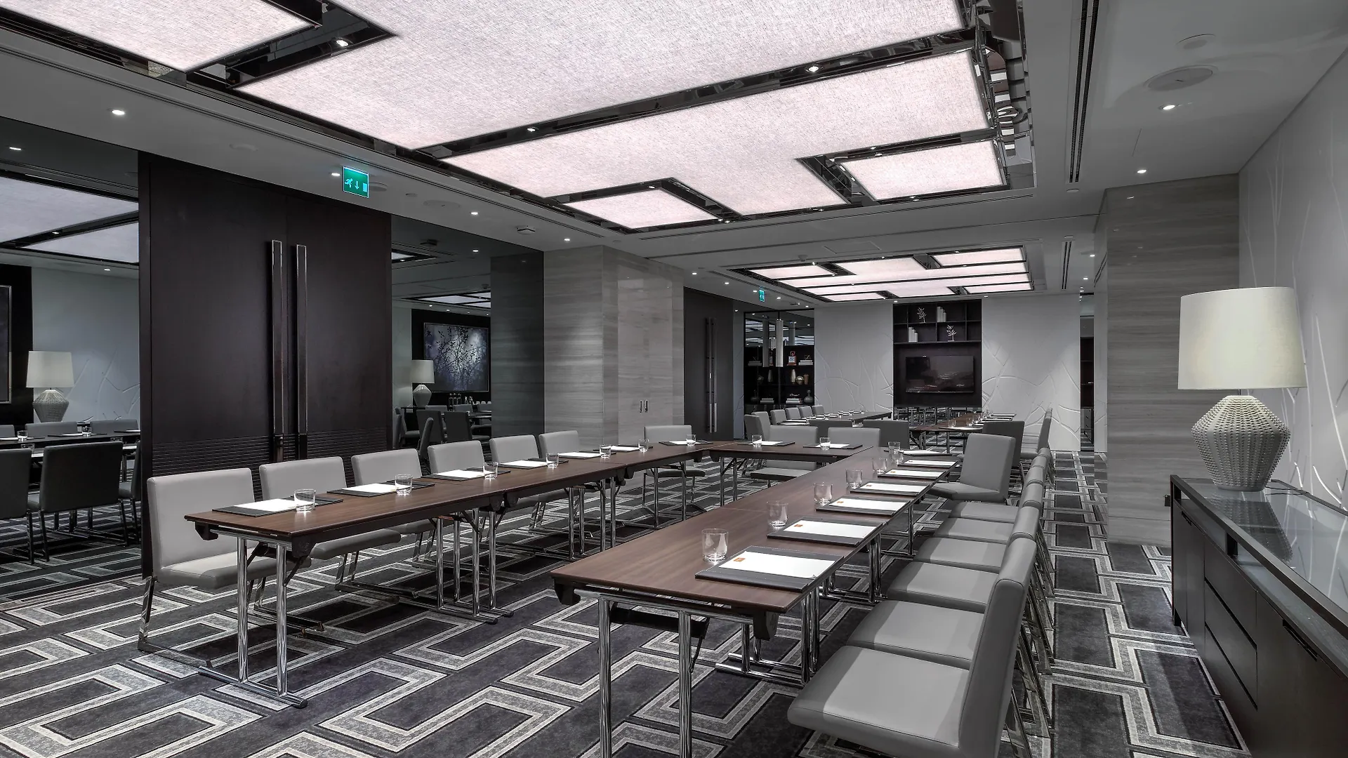 Pullman Dubai Downtown Hotel