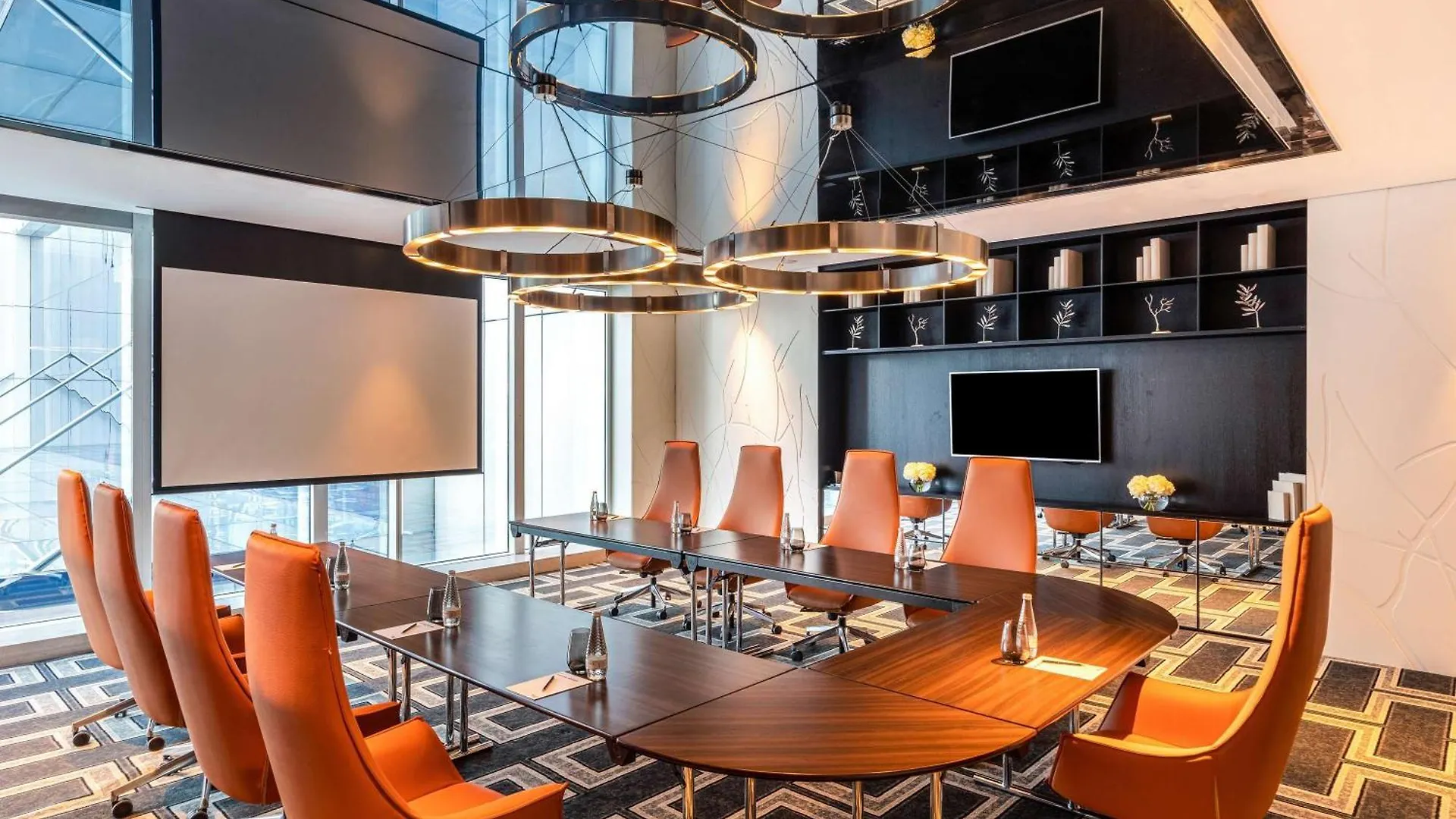 Pullman Dubai Downtown Hotel 5*,  United Arab Emirates