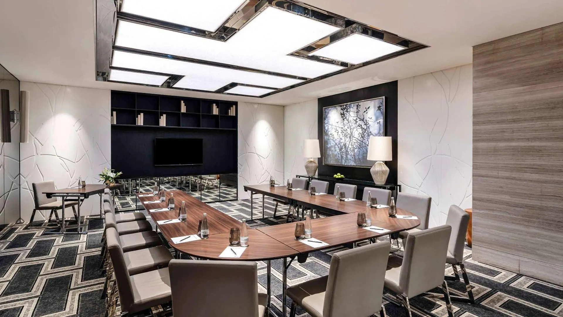 Pullman Dubai Downtown Hotel