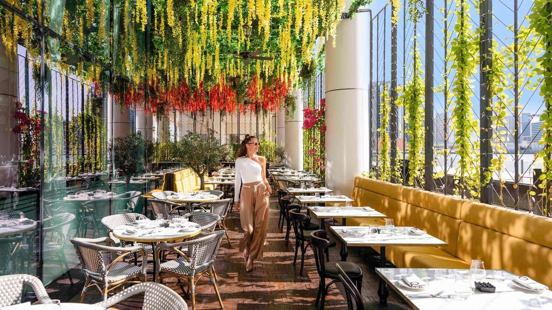 Pullman Dubai Downtown Hotel